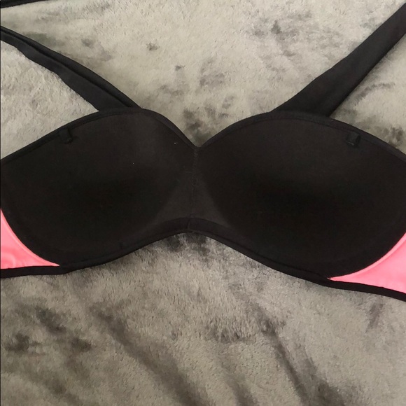 VICTORIA SECRET BIKINI TOP💕💕 - Picture 3 of 4